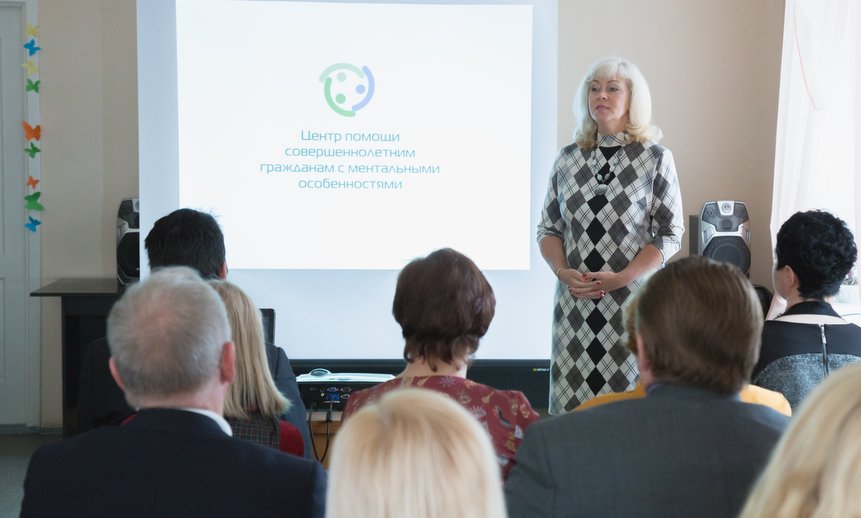 Проект представила директор социального учреждения Ольга Абакшина.